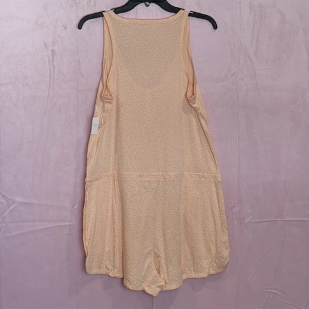 GAP peach orange